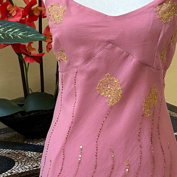 Y2K 90’s🚫SOLD🚫Bead Sequins Pink Lace Fairy core Asymmetrical Hem Camisole Large - Picture 3 of 15